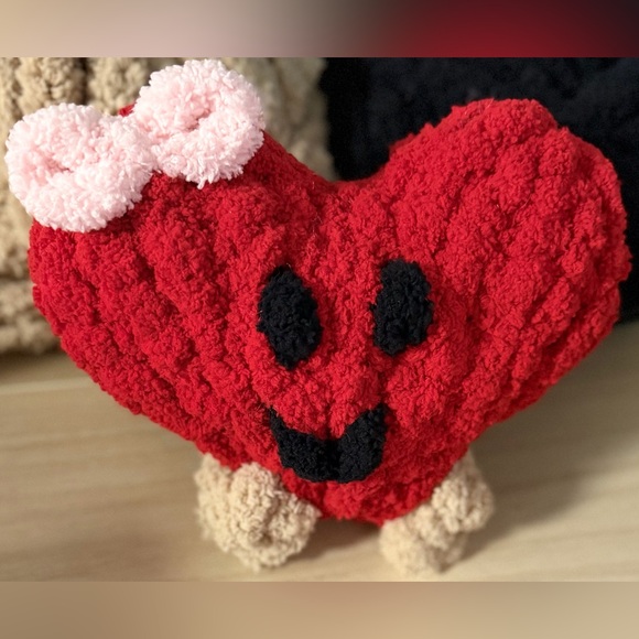 Handmade hand crafted Knit Red Heart Plushie with Pink Bow - Picture 2 of 2